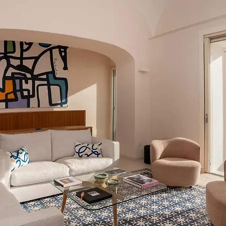 Certosa Luxury 아파트